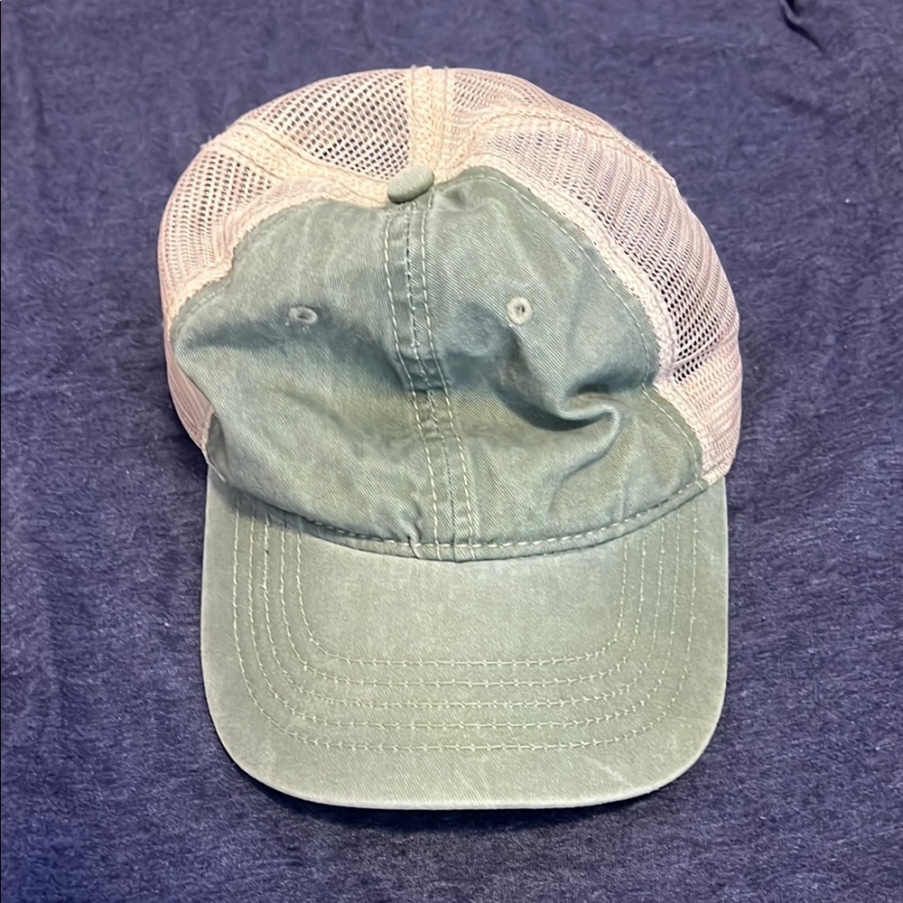 Hat! - Picture 2 of 5